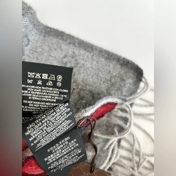 New With Tags Gucci Nikky Wool Alpaca Monogram Web light Gray Scarf Shawl Fringe - Picture 12 of 12